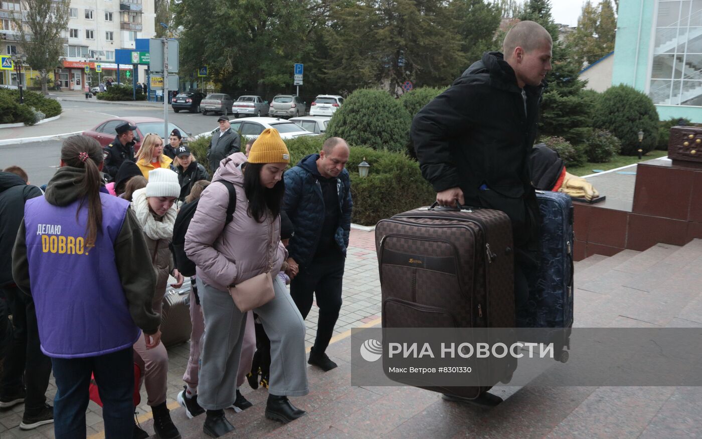 Эвакуированные жители Херсона в Джанкое