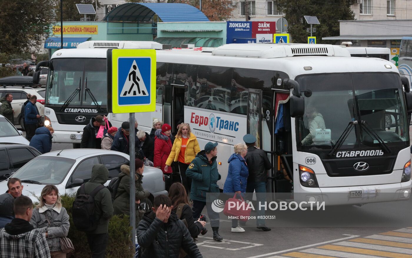 Эвакуированные жители Херсона в Джанкое