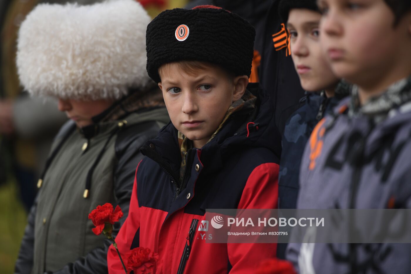 Церемония перезахоронения останков красноармейцев времен Великой Отечественной Войны