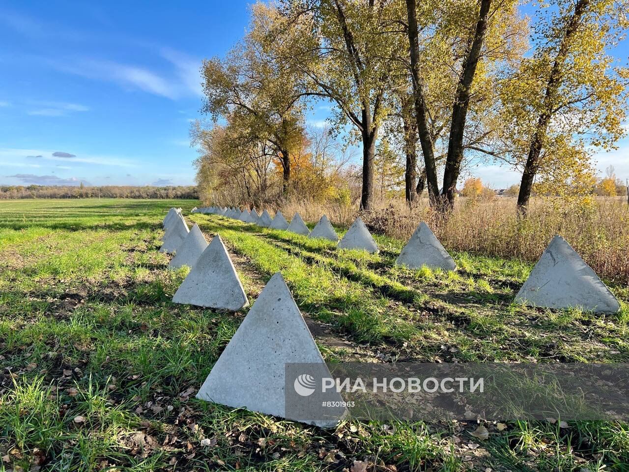 В районах Белгородской области приступили к установке защитных сооружений