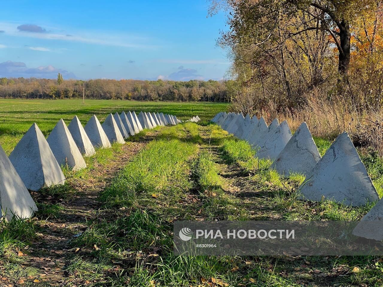В районах Белгородской области приступили к установке защитных сооружений