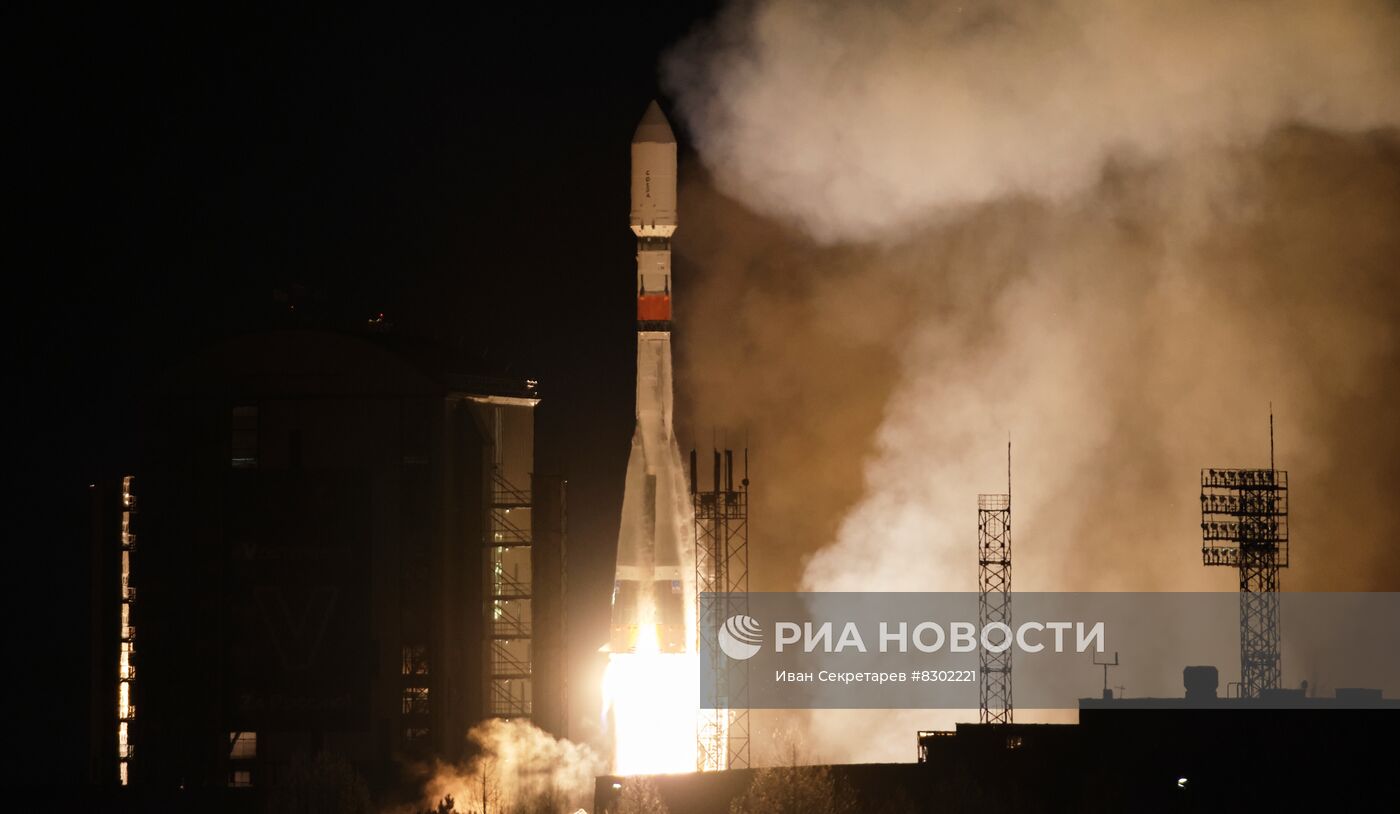 Пуск РН "Союз-2.1б" с первым спутником группировки "Сфера" – "Скиф-Д"