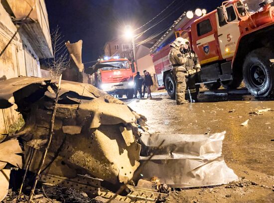 Самолет  Су-30 упал в Иркутске