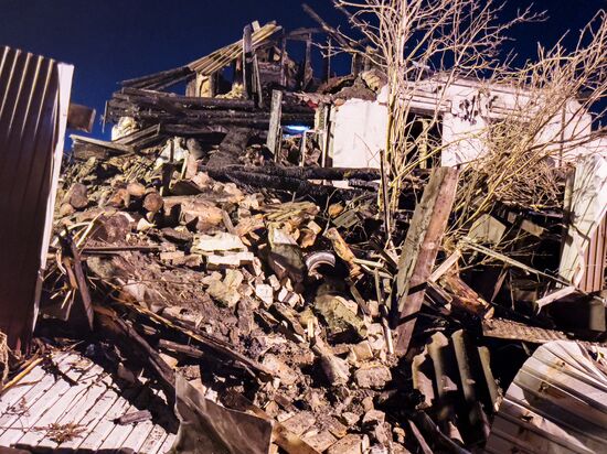 Самолет  Су-30 упал в Иркутске