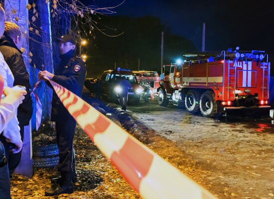 Самолет  Су-30 упал в Иркутске