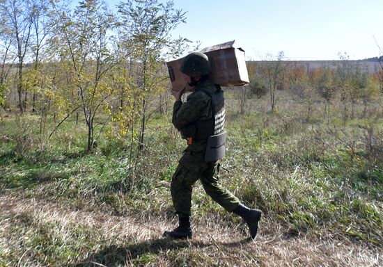 Передача посылок участникам спецоперации от жителей Краснодарского края 