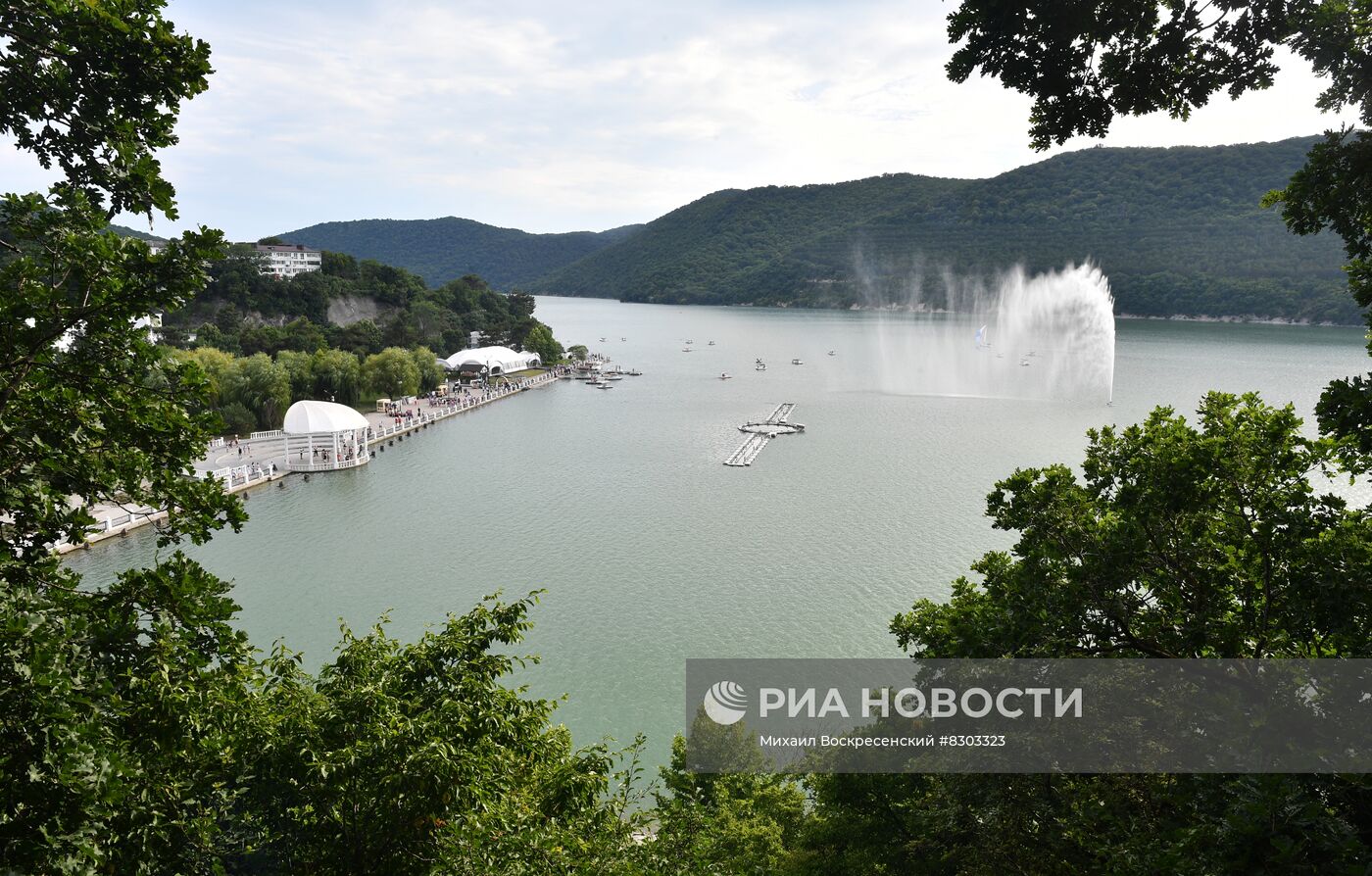 Абрау-Дюрсо. Города России