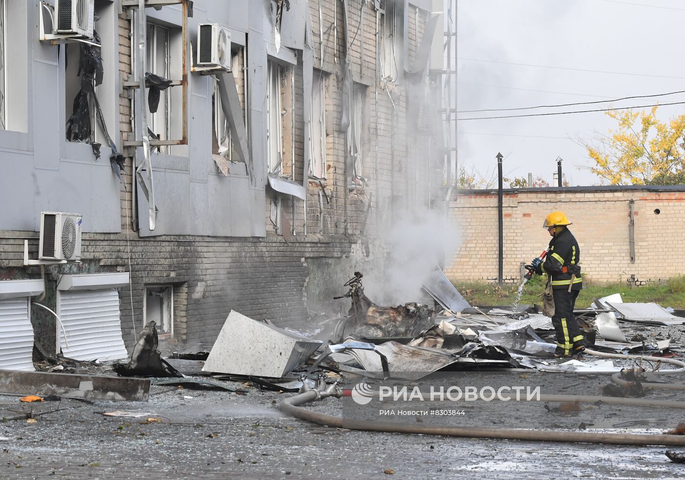 Взрыв у здания запорожской областной телекомпании "ЗаТВ" в Мелитополе