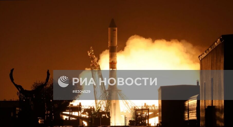 Запуск РН "Союз-2.1а" с грузовым кораблем "Прогресс МС-21" с космодрома Байконур 