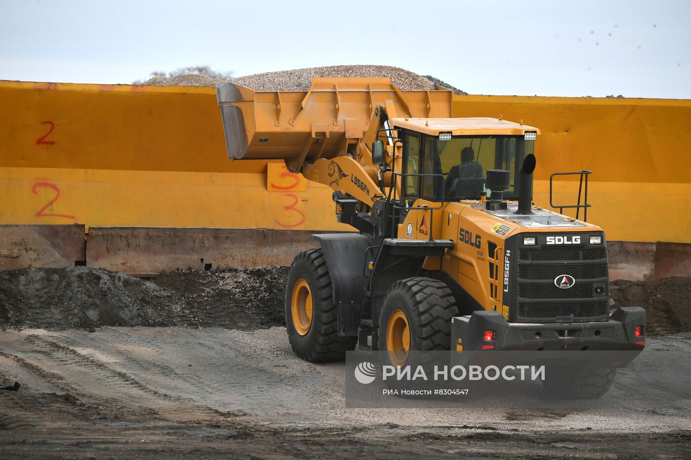Начало работы мобильного асфальтобетонного завода в Запорожской области