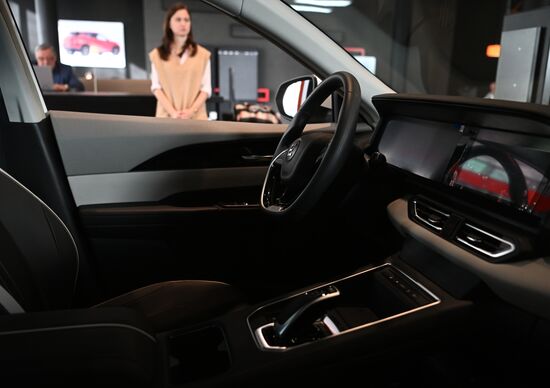 Старт продаж электромобилей Evolute