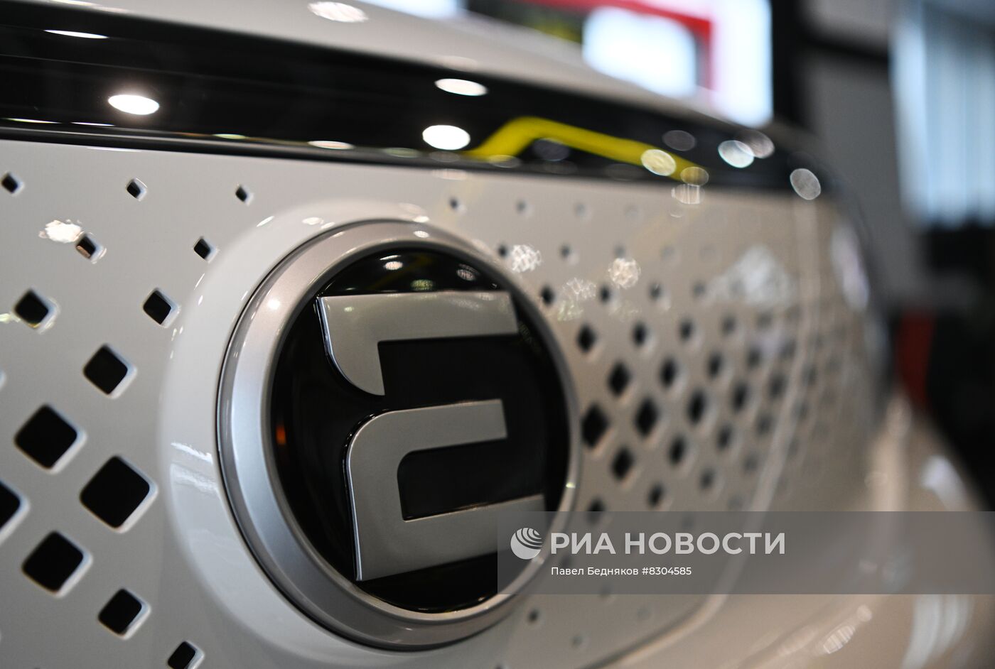 Старт продаж электромобилей Evolute