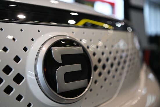 Старт продаж электромобилей Evolute