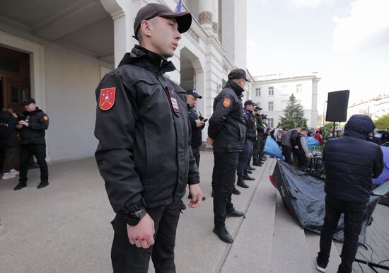 Разгон протестующих у генпрокуратуры Кишинева