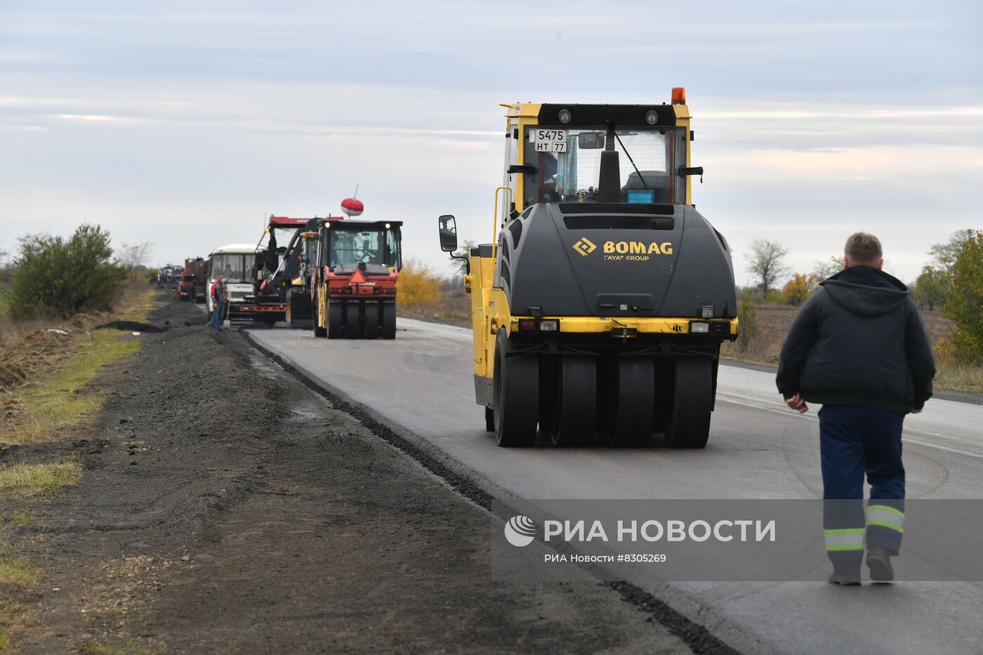 Работы по ремонту дорожного полотна в Запорожской области