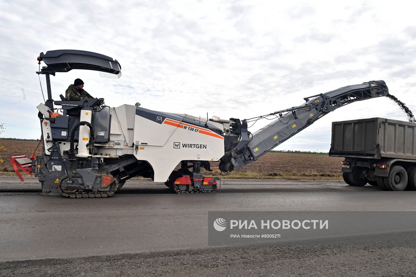 Работы по ремонту дорожного полотна в Запорожской области