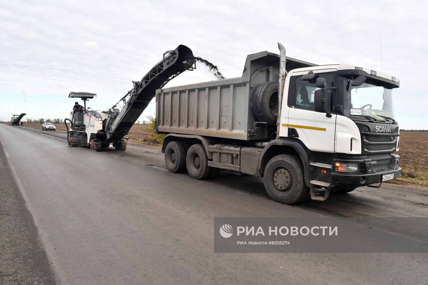 Работы по ремонту дорожного полотна в Запорожской области