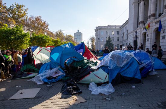 Продолжаются протесты в Кишиневе