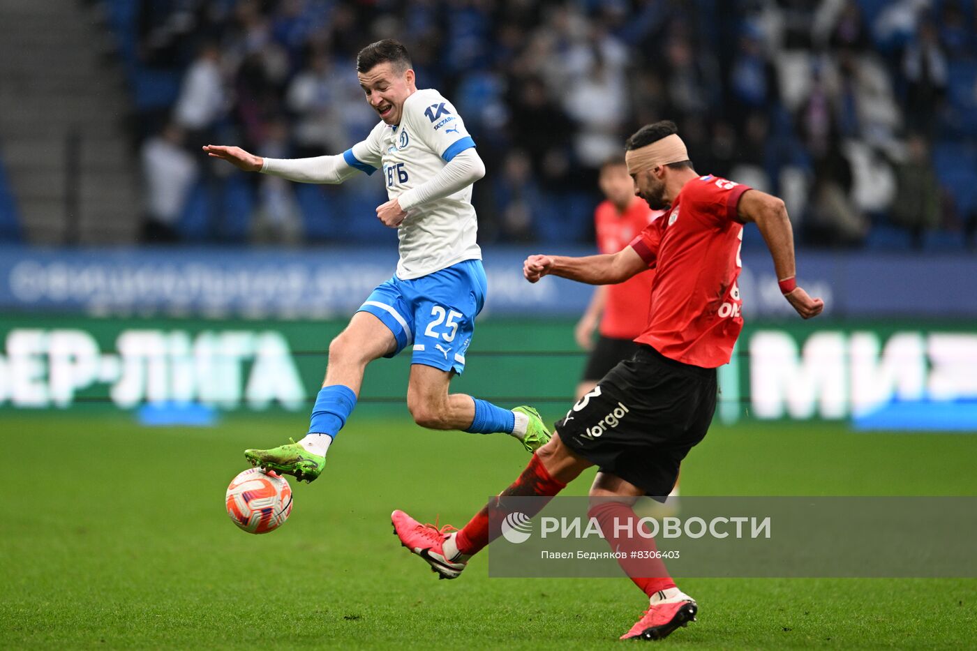 Футбол. РПЛ. Матч "Динамо" - "Химки"