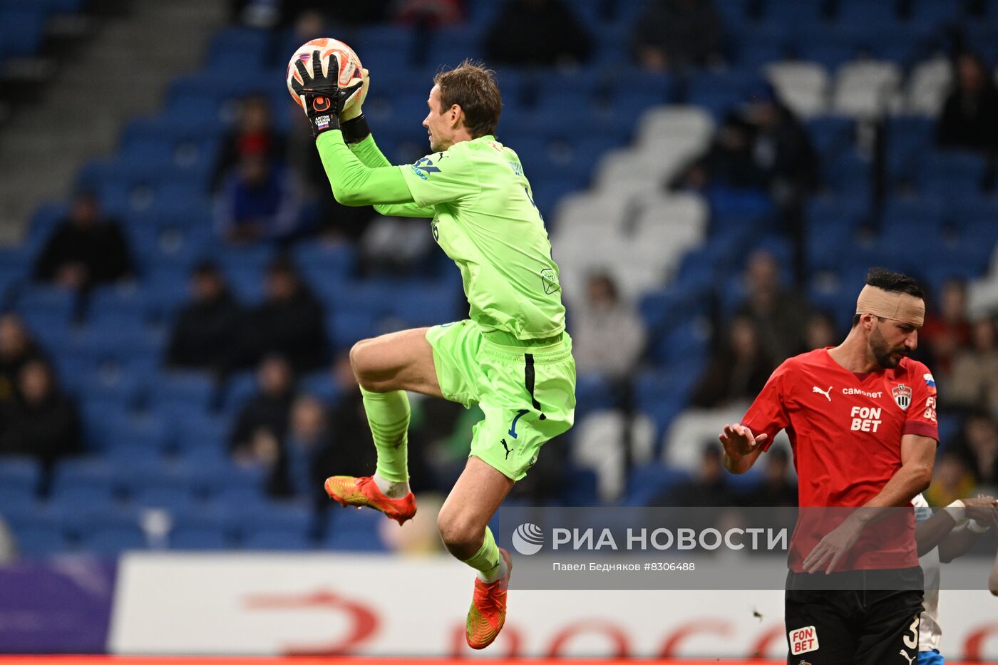 Футбол. РПЛ. Матч "Динамо" - "Химки"