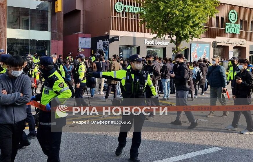 В Южной Корее объявлен общенациональный траур в связи с давкой в Сеуле 