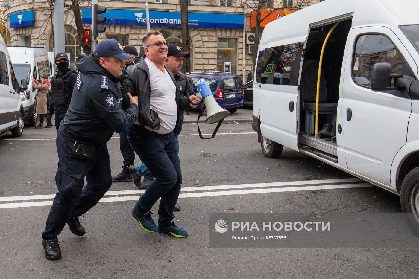 Акция протеста оппозиции в Молдове