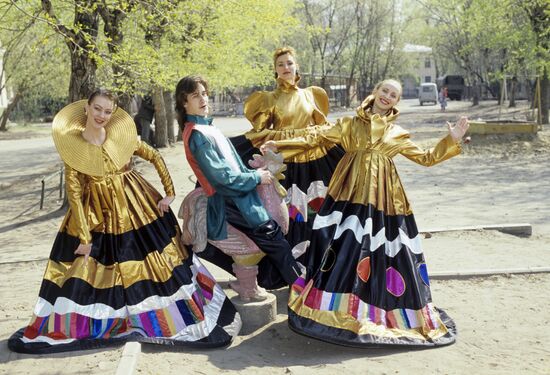 Советско-американский мюзикл "Американец в перестройке"