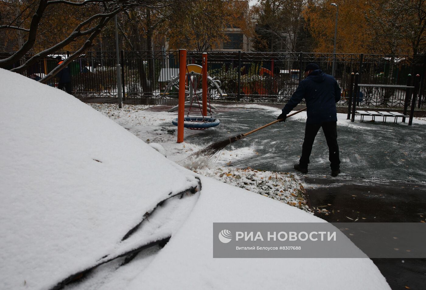 Снег в Москве