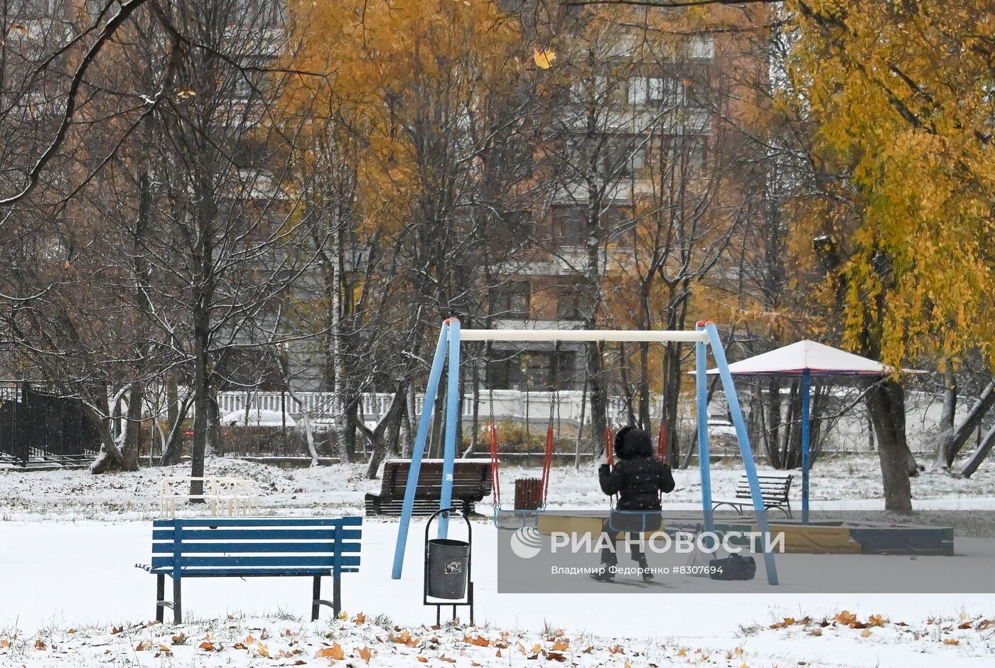 Снег в Москве