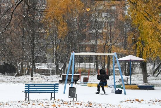 Снег в Москве