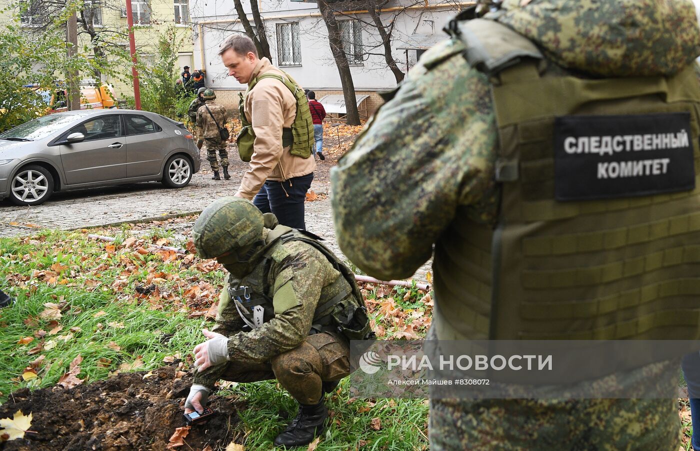 Последствия обстрела центра Донецка