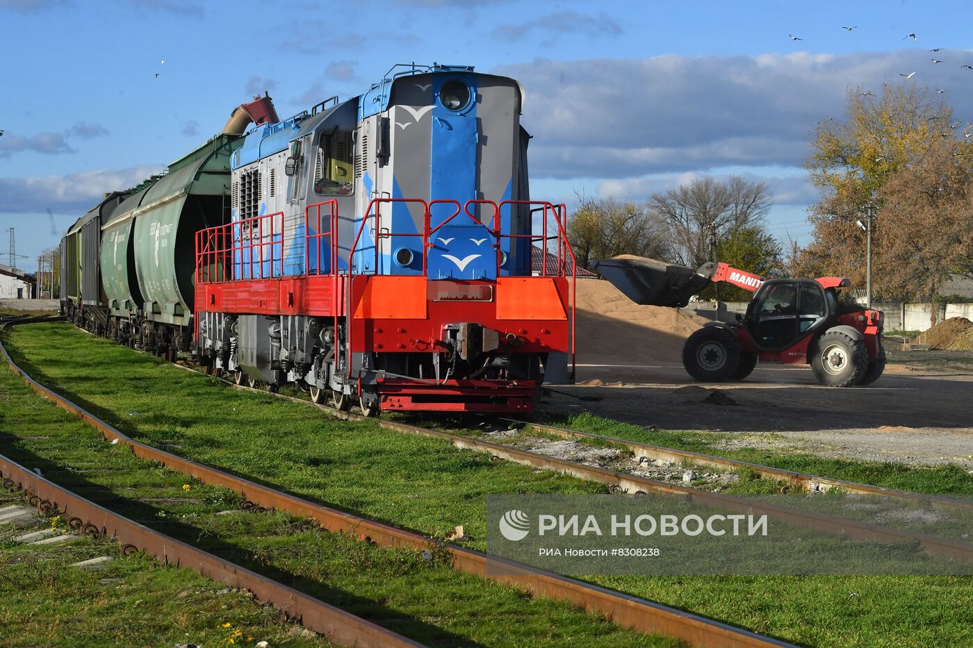 Пункт разгрузки зерна в Мелитополе