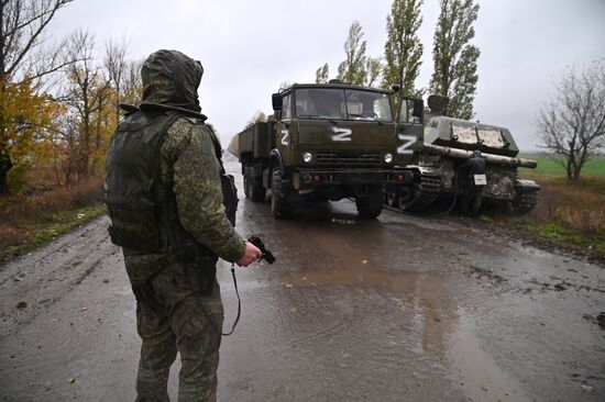 Военнослужащие МО РФ выполняют боевые задачи в Харьковской области