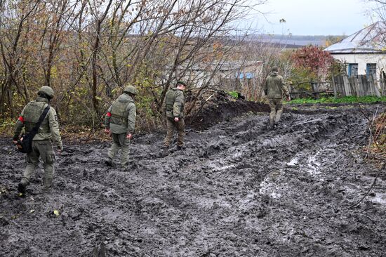 Военнослужащие МО РФ выполняют боевые задачи в Харьковской области