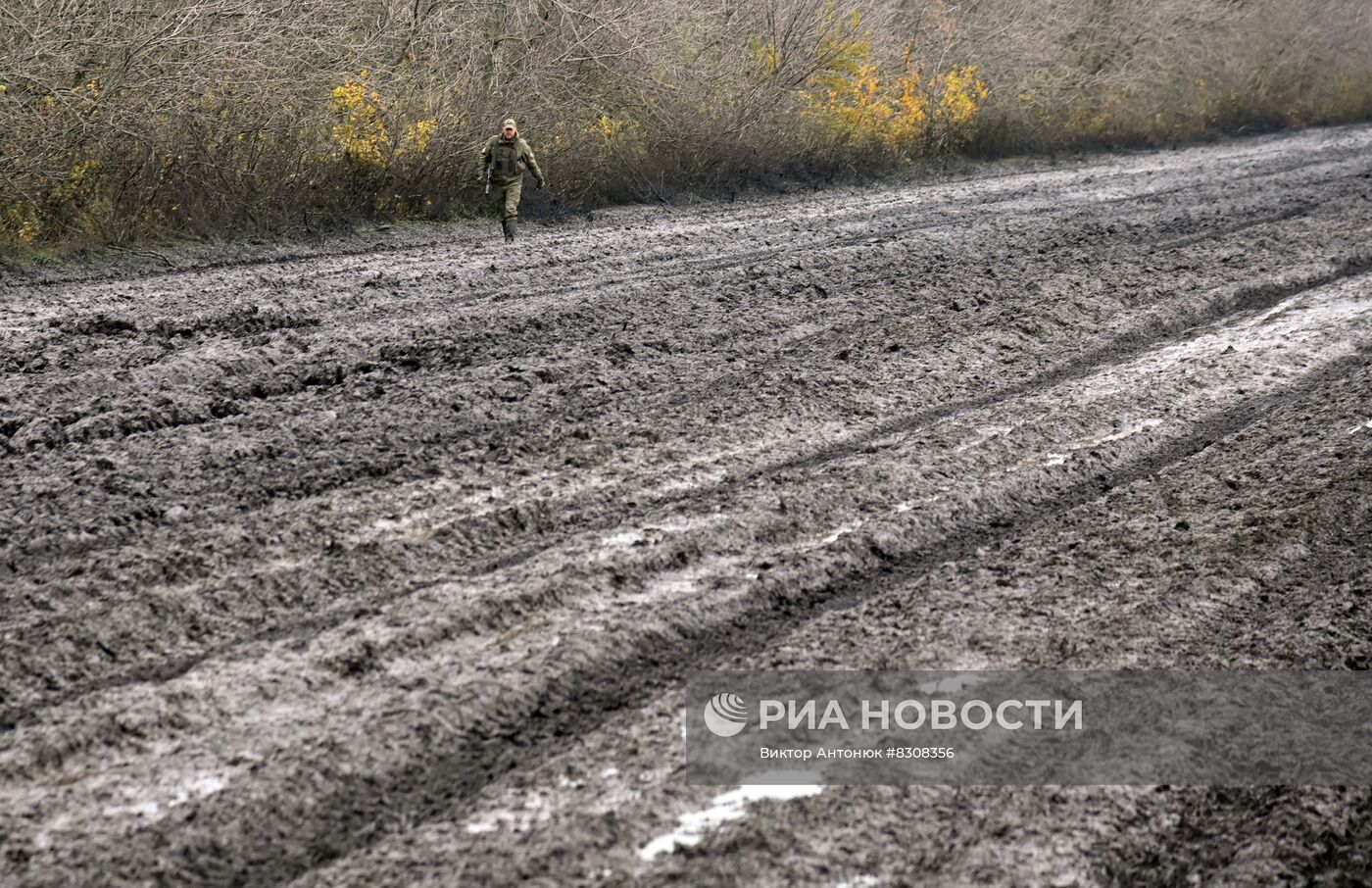 Военнослужащие МО РФ выполняют боевые задачи в Харьковской области