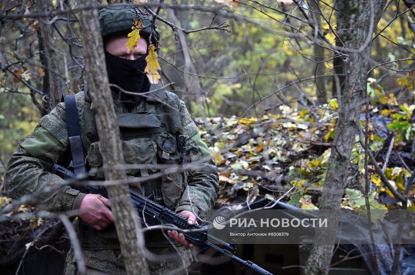 Военнослужащие МО РФ выполняют боевые задачи в Харьковской области