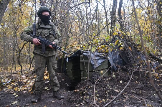 Военнослужащие МО РФ выполняют боевые задачи в Харьковской области