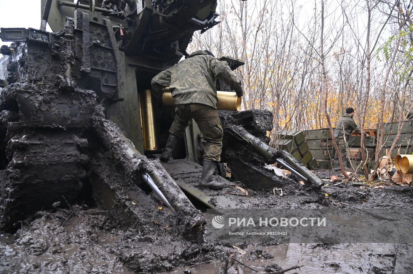 Военнослужащие МО РФ выполняют боевые задачи в Харьковской области