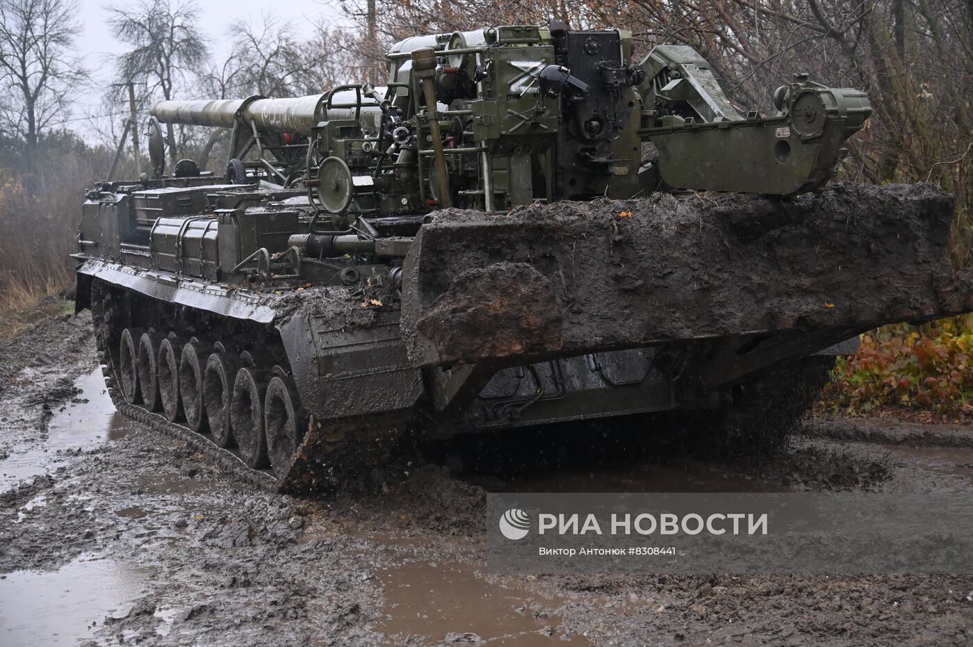 Военнослужащие МО РФ выполняют боевые задачи в Харьковской области