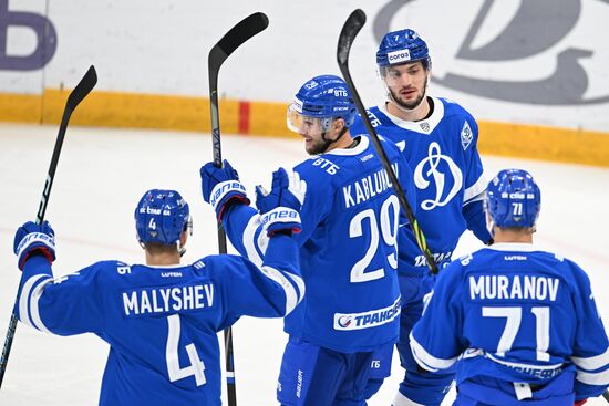 Хоккей. КХЛ. Матч "Динамо" (Москва) - "Металлург" (Магнитогорск)