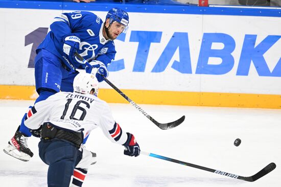 Хоккей. КХЛ. Матч "Динамо" (Москва) - "Металлург" (Магнитогорск)