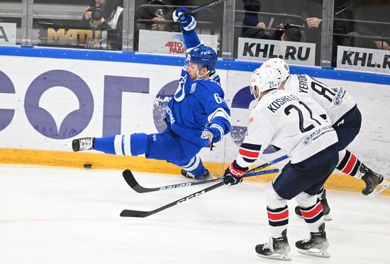 Хоккей. КХЛ. Матч "Динамо" (Москва) - "Металлург" (Магнитогорск)