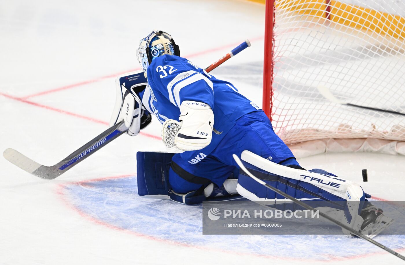 Хоккей. КХЛ. Матч "Динамо" (Москва) - "Металлург" (Магнитогорск)