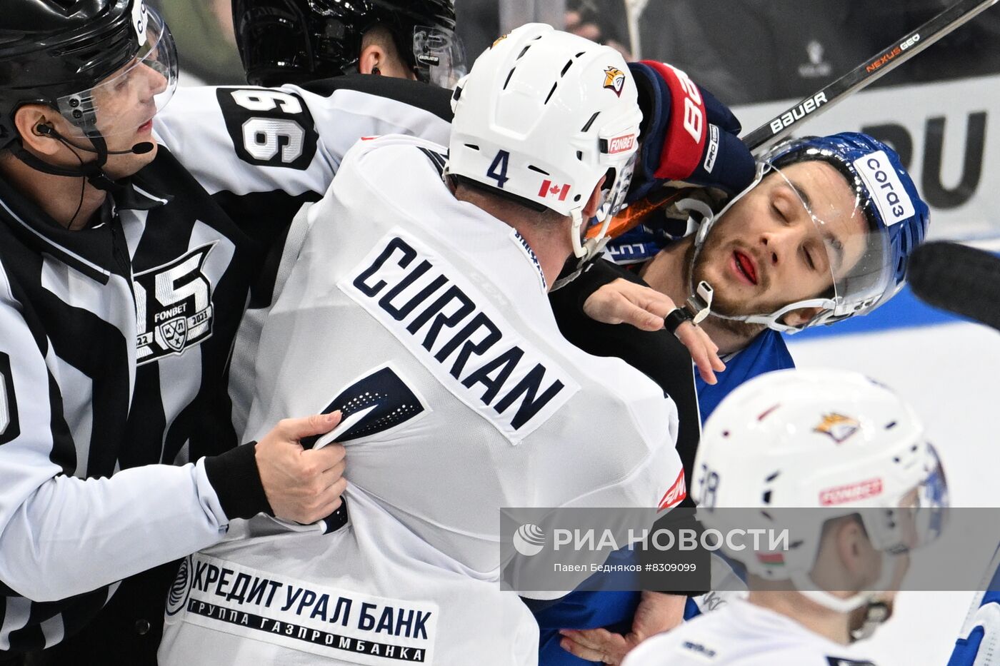 Хоккей. КХЛ. Матч "Динамо" (Москва) - "Металлург" (Магнитогорск)