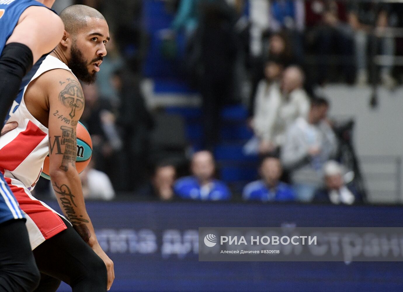 Баскетбол. Единая лига ВТБ. Матч "Зенит" - ЦСКА