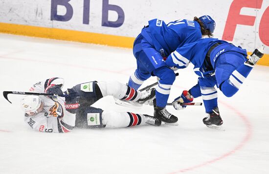 Хоккей. КХЛ. Матч "Динамо" (Москва) - "Металлург" (Магнитогорск)