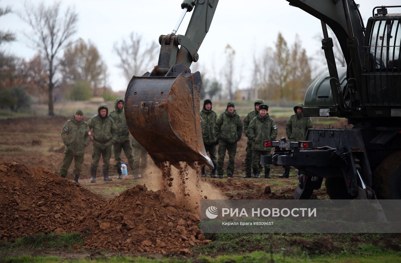 Военная подготовка мобилизованных перед отправкой в войска РФ