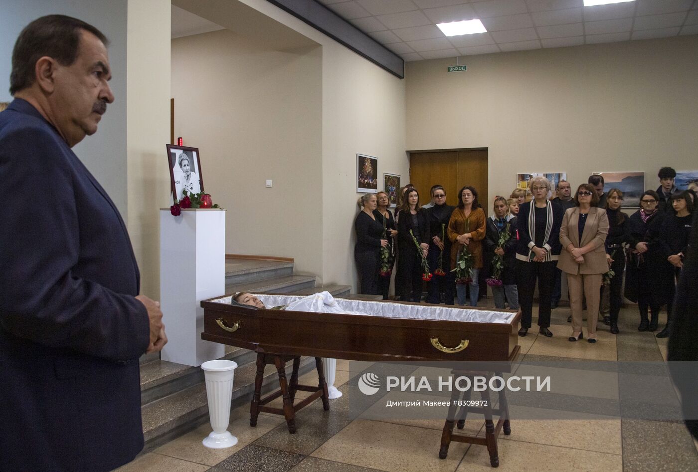 Прощание с журналисткой Светланой Бабаевой в Симферополе