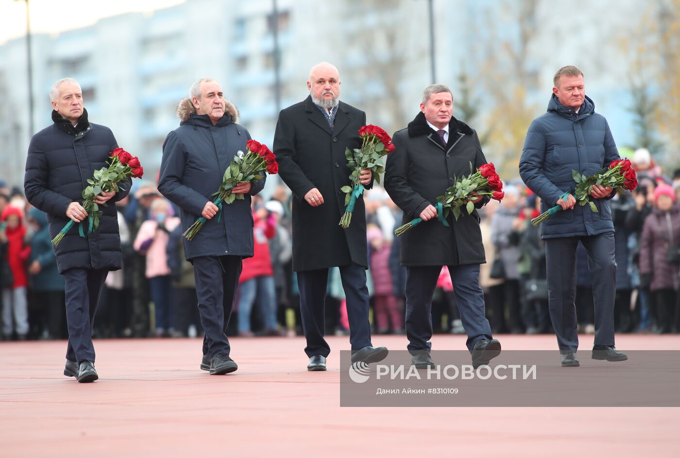 Открытие мемориала Воину-освободителю в Кузбассе