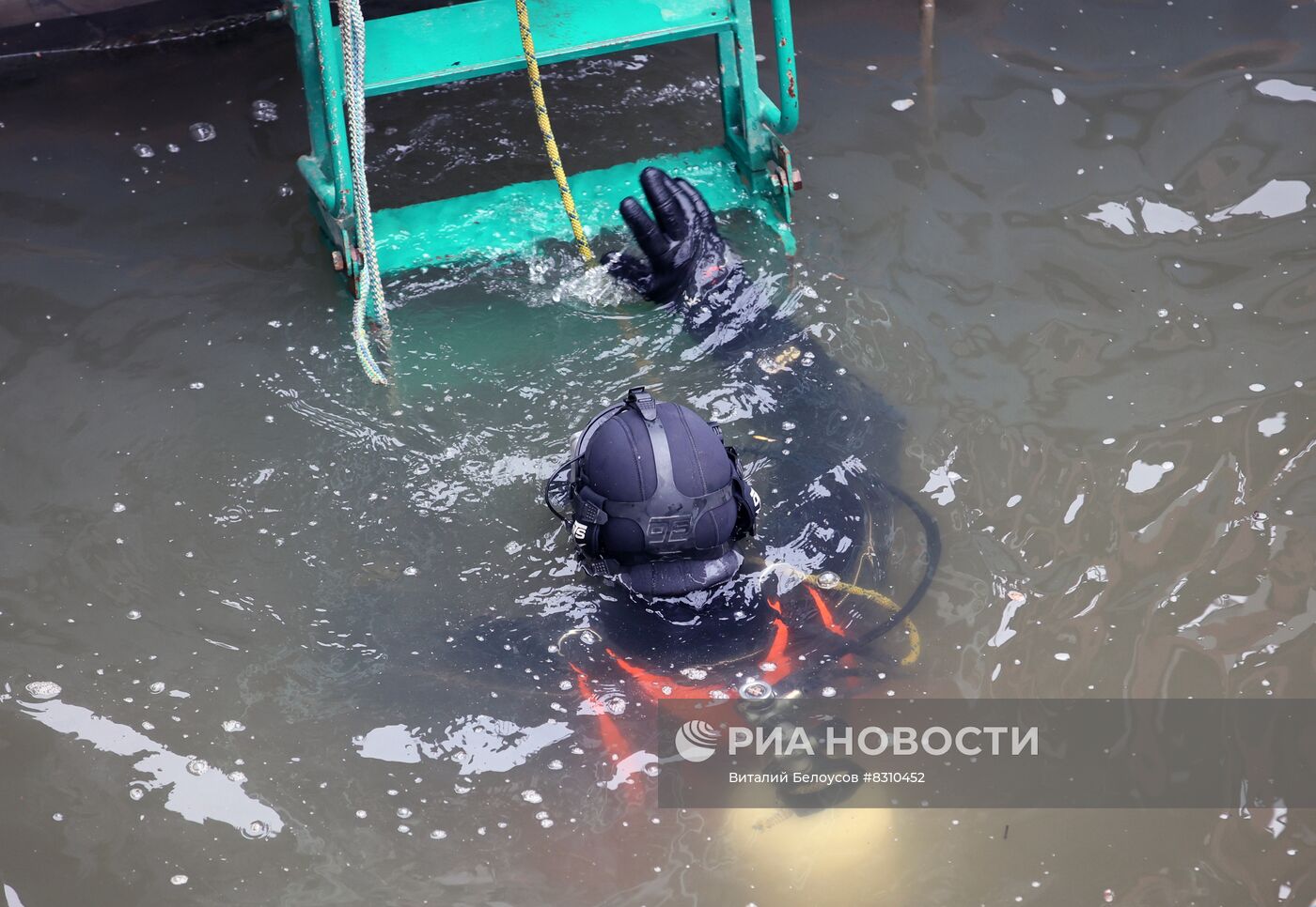 Работа Сыромятнического гидроузла в Москве